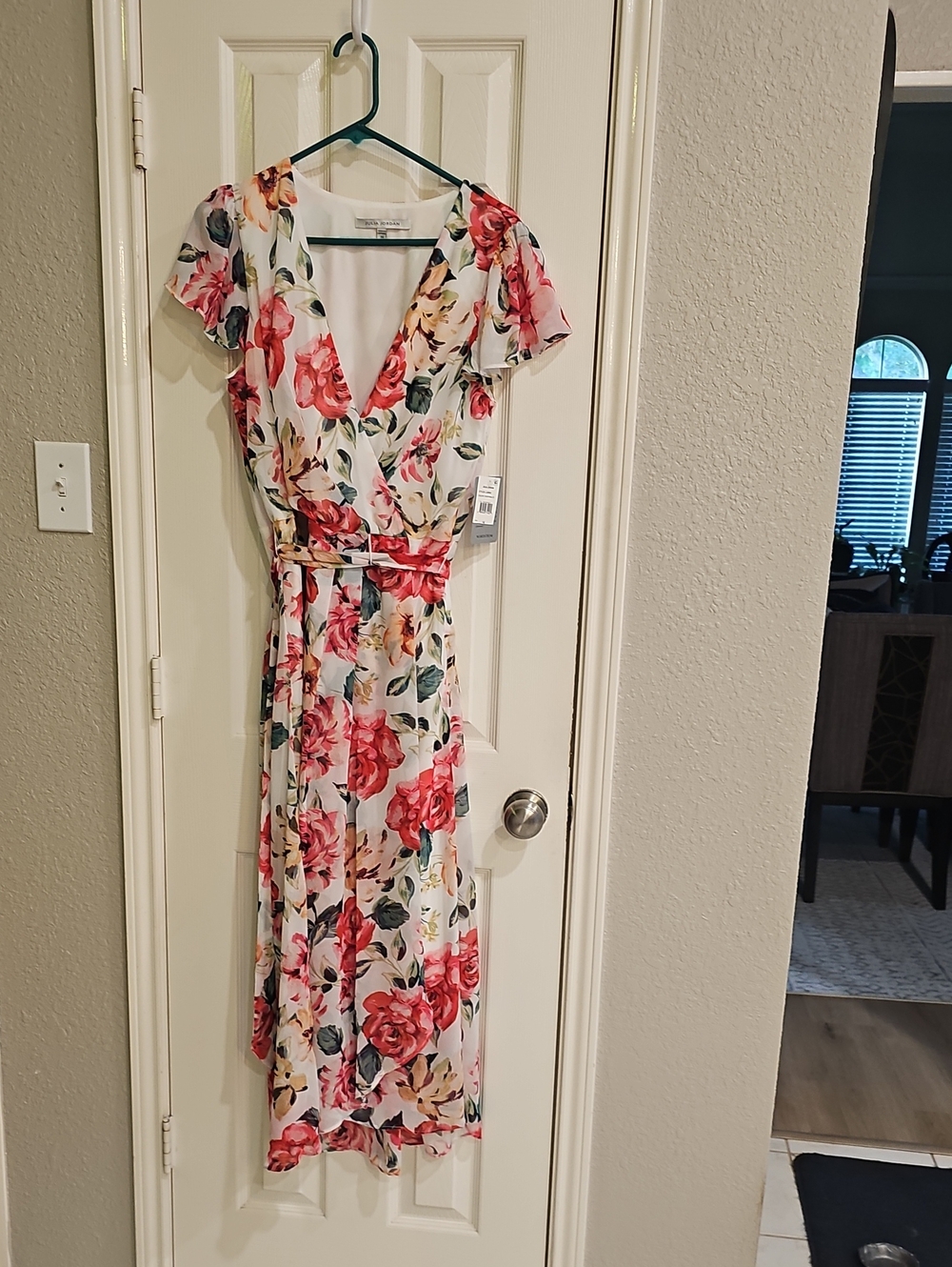 NWT Julia Jordan Feminine Whimsical Faux Wrap Dress Size 14 Ivory Multi